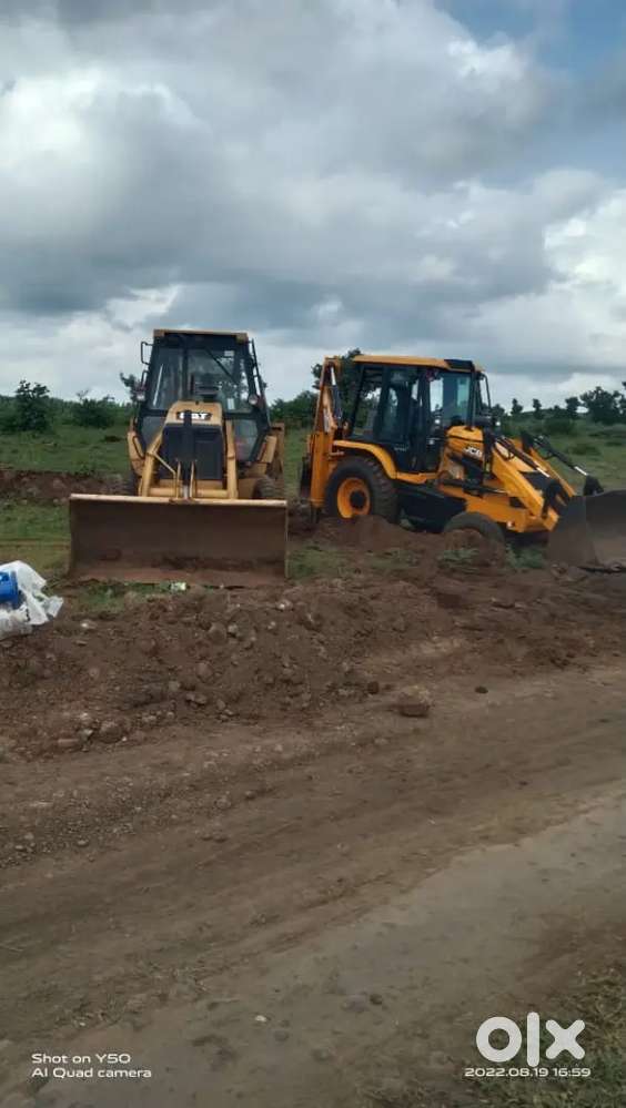 Need of JCB backhoe loder operators. Rehena khana sab company taraf se