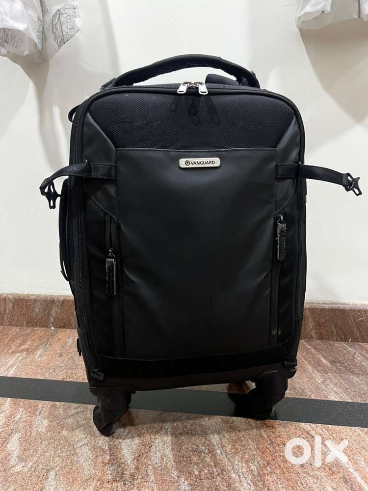 Vanguard camera trolley bag