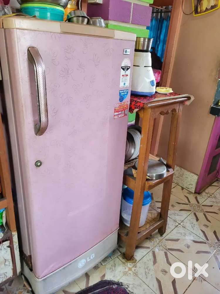 LG 180 liter 3 Star Refrigerator- Excellent Condition,