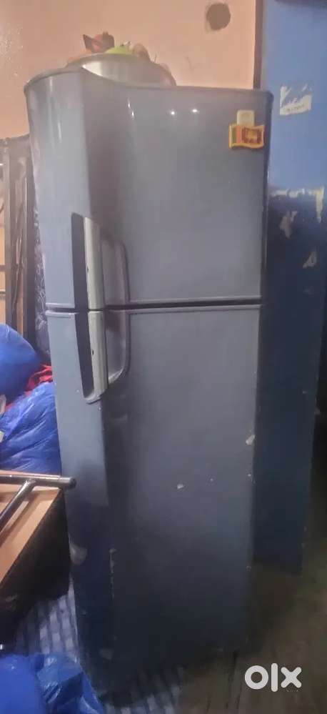 Selling our home fridge