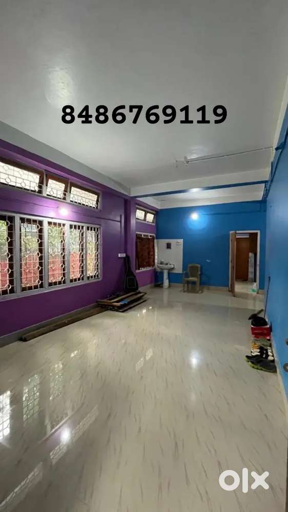 Independent 2 bhk at Downtown, zoo road, chandmari, silpukhuri