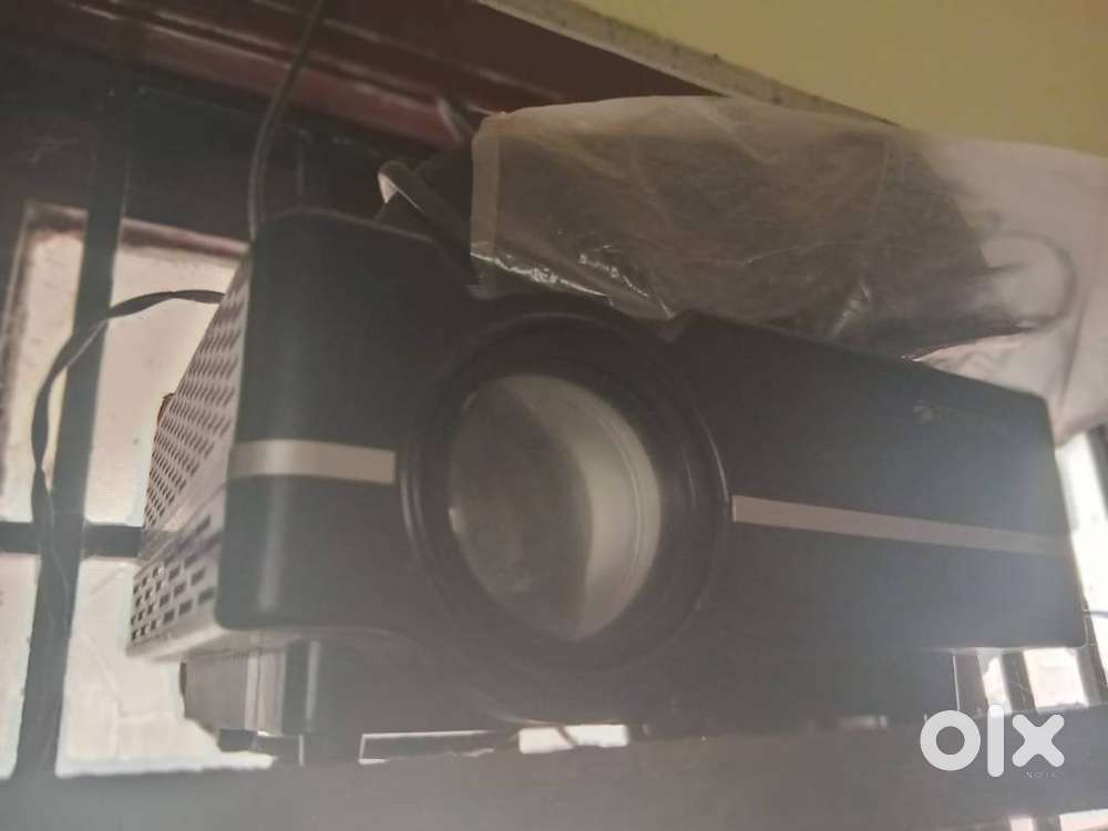 Zebronics Projector – Low Price – Urgent Sale