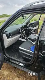 Hyundai Venue 2022 Diesel Well Maintained