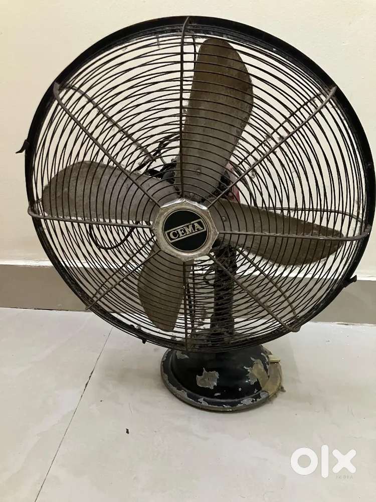 Cema Table fan