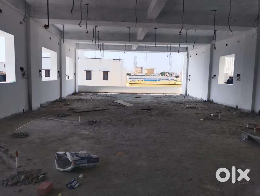 1,300SQFT 1STFLOOR UNFURNISHED SPACE WITH CCP RENT 1,23,000 AT GUINDY.