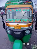 Bajaj Maxima z auto kiraye pe dena hai