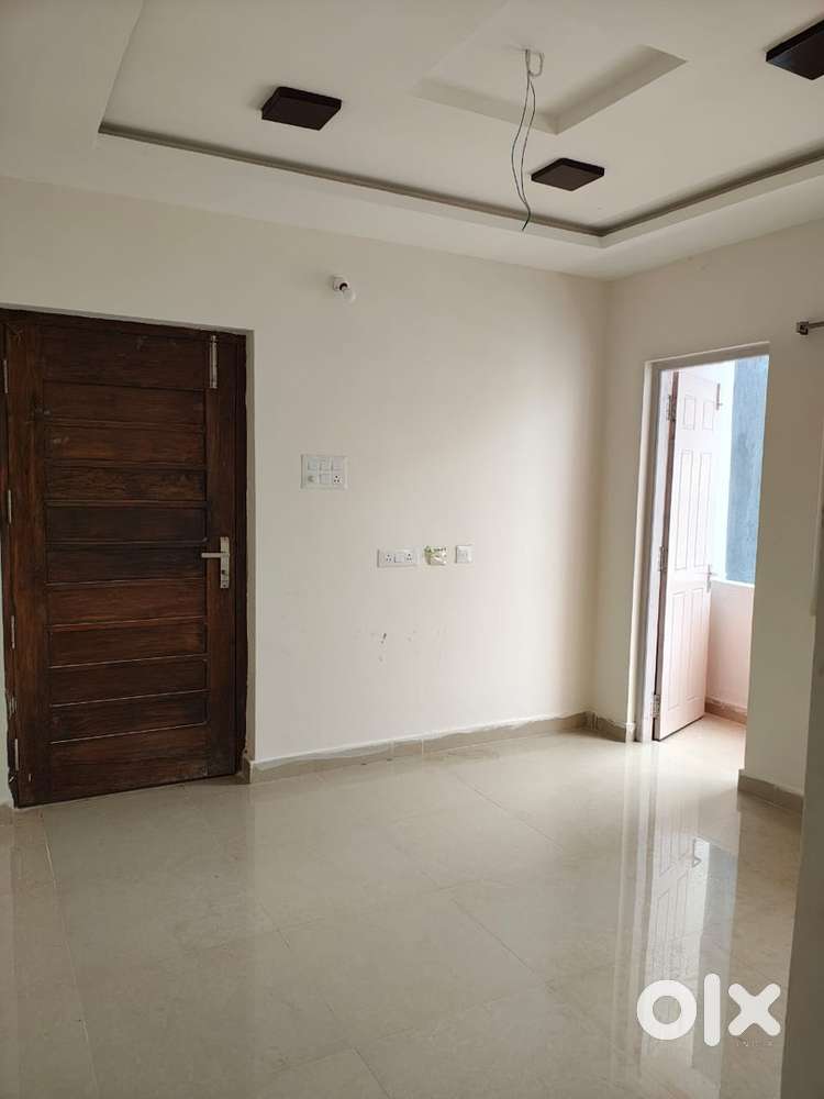 2 bhk flat in Gated community