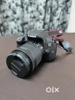 Canon E0S 700D DSLR CAMERA