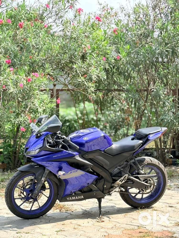 YamahaR15v3