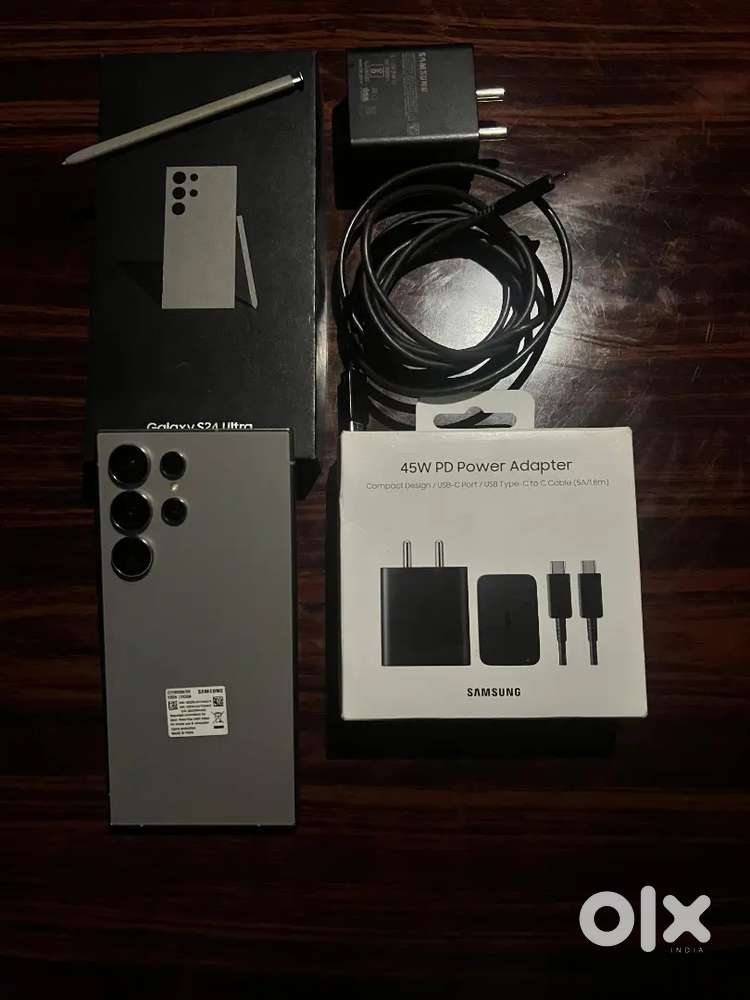 Samsung Galaxy S24 Ultra 5G, 512GB, 12GB RAM, Titanium Gray (1 yr Old)