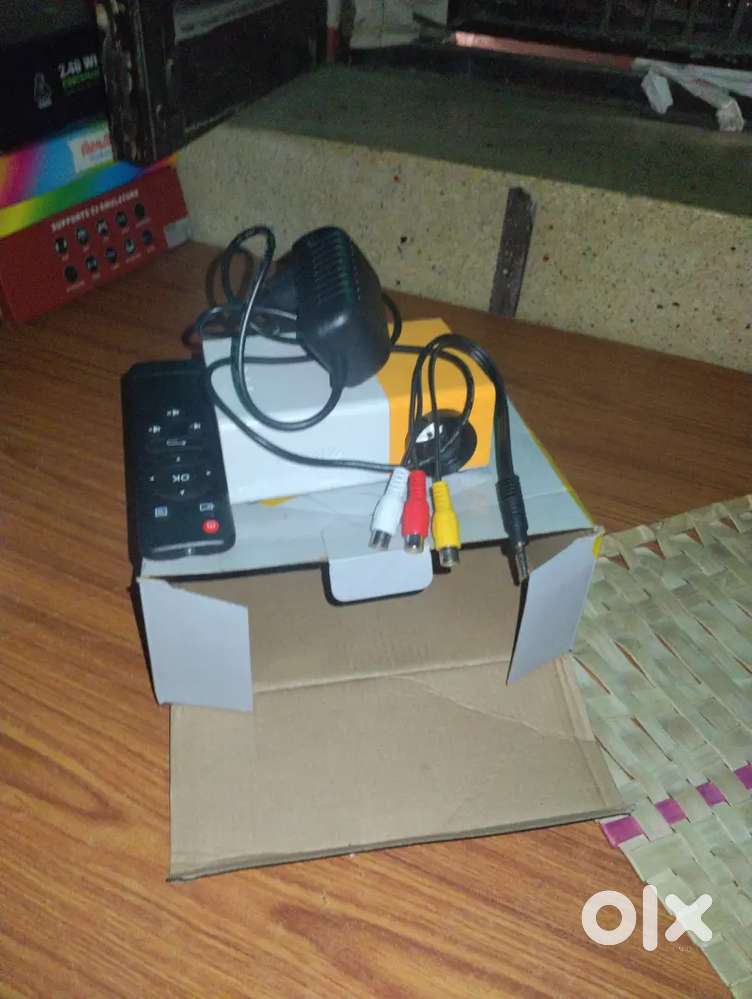 LED TV PROJECTOR