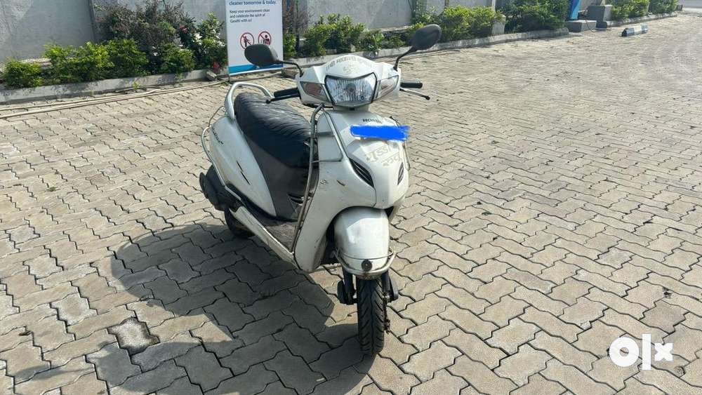 Honda activa for sell in just 39000 2017 model