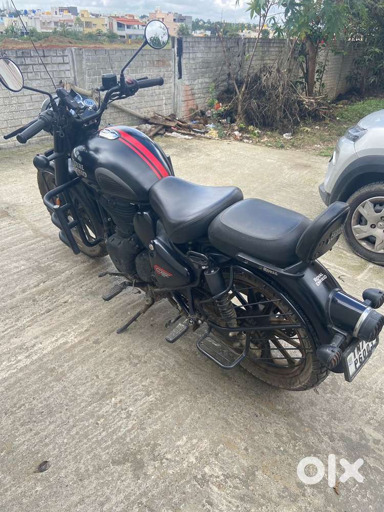 Classic 350 Stealth Black - 2 lac needed