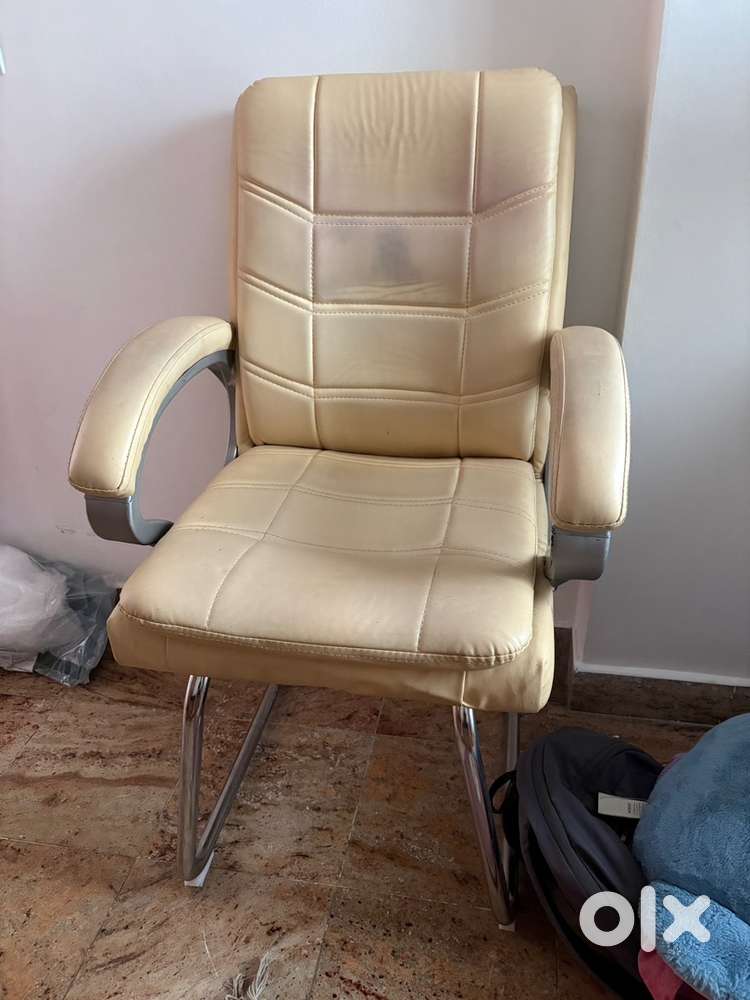 Computer chair