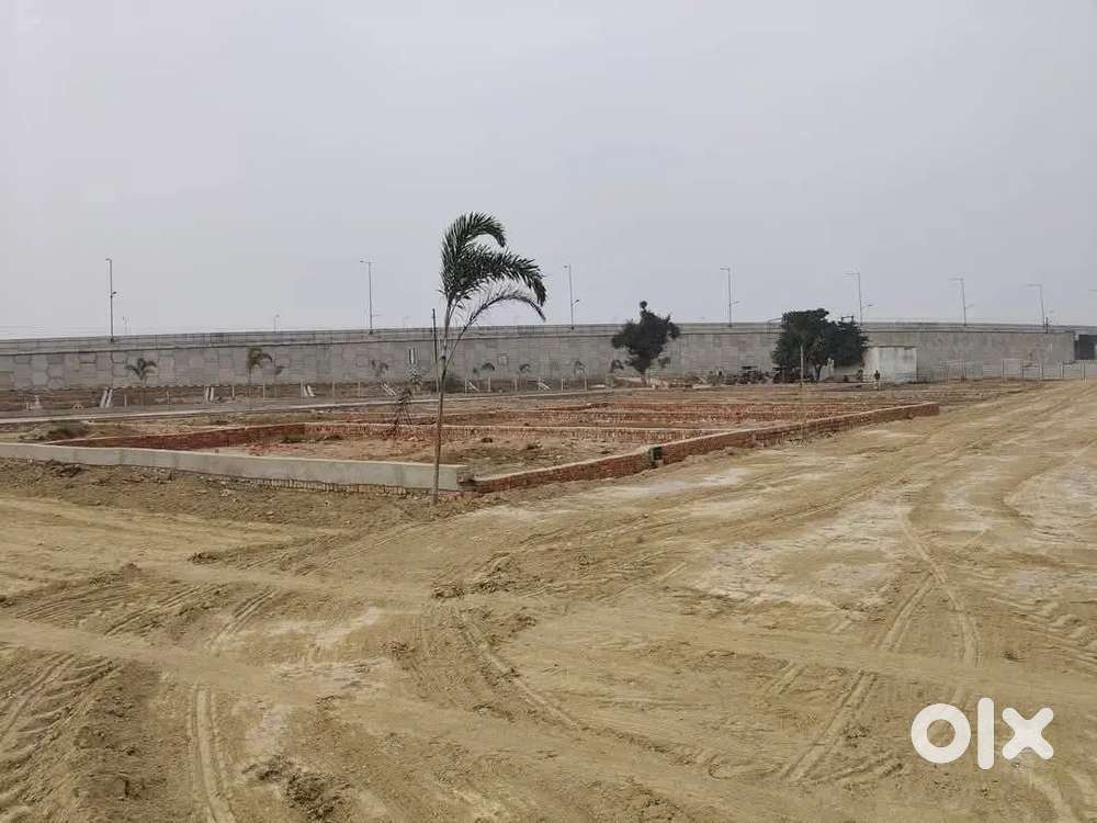 किसान पथ आउटर रिंग रोड पूर्वांचल एक्सप्रेस से 5 मिनट दूरी पर प्लांट