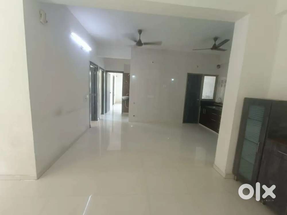 3 BHK flat for rent at Science City.