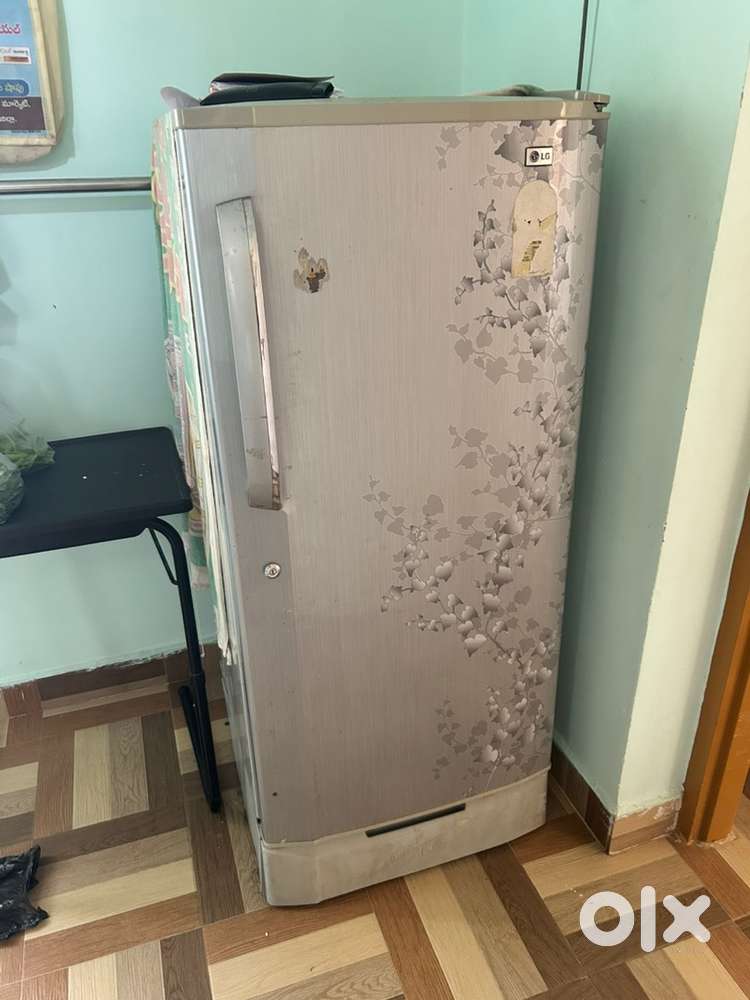 LG Fridge 215 Liters