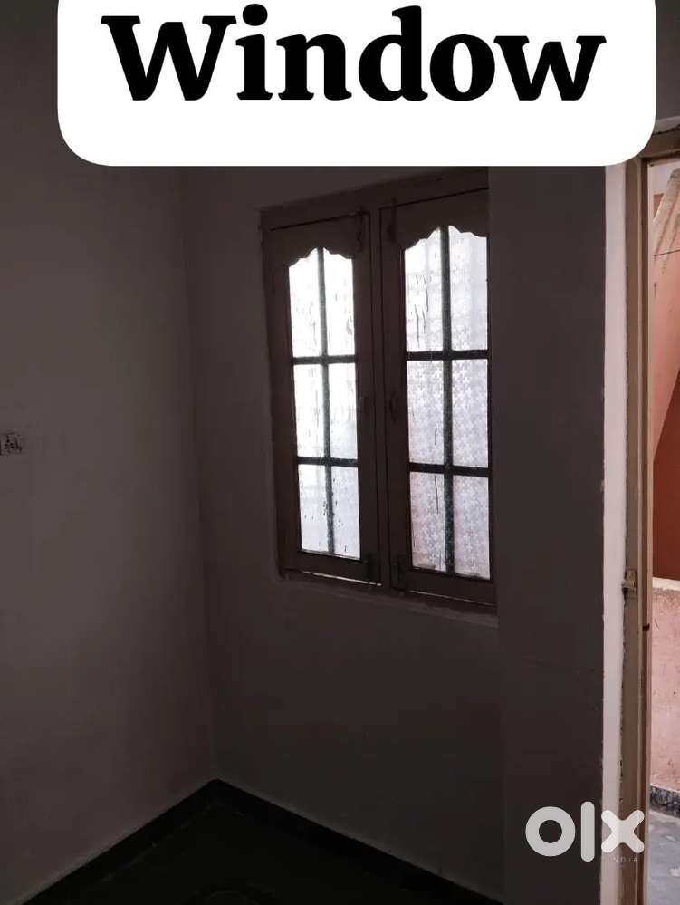 two rooms available with bathroom kitchen suprate