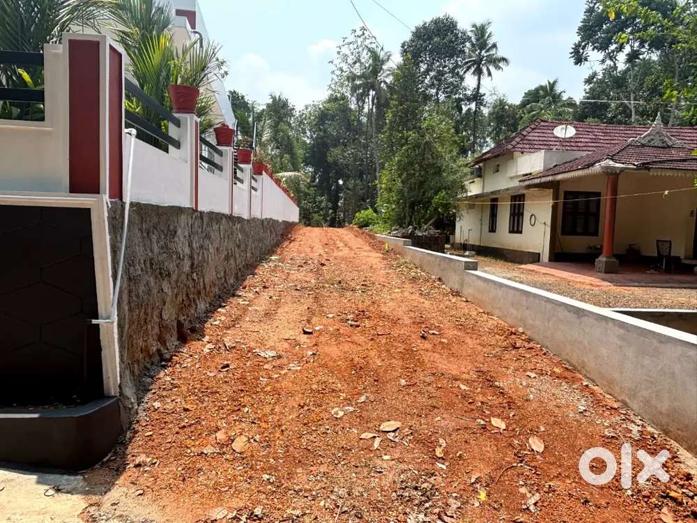 10 cents of Residential plot for sale