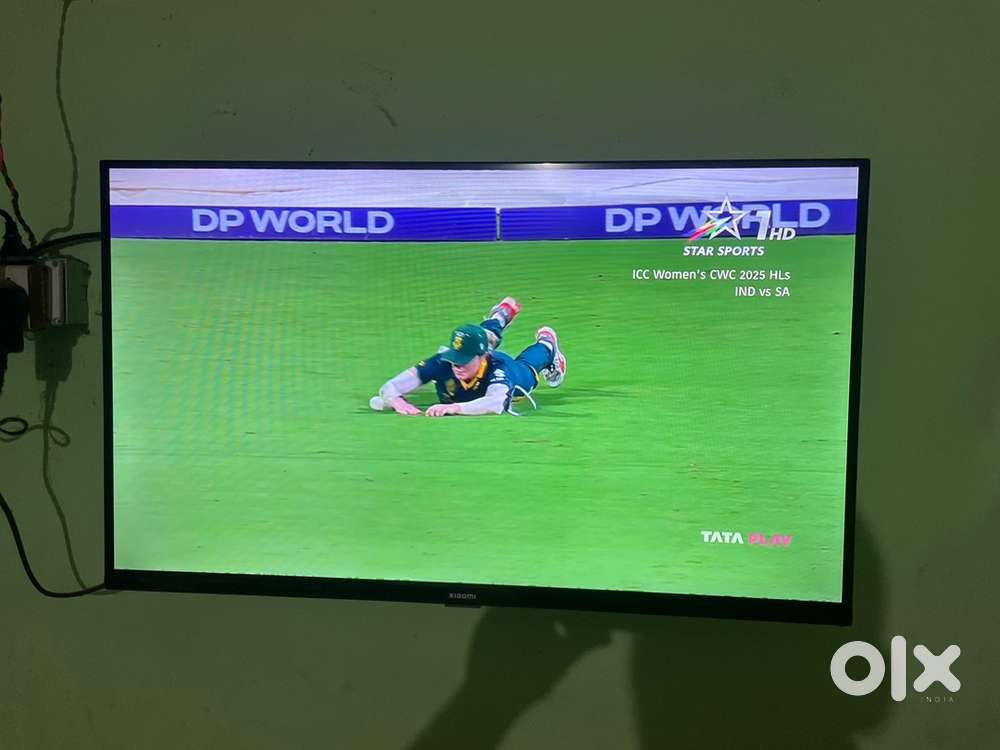 MI TV in excelent condition