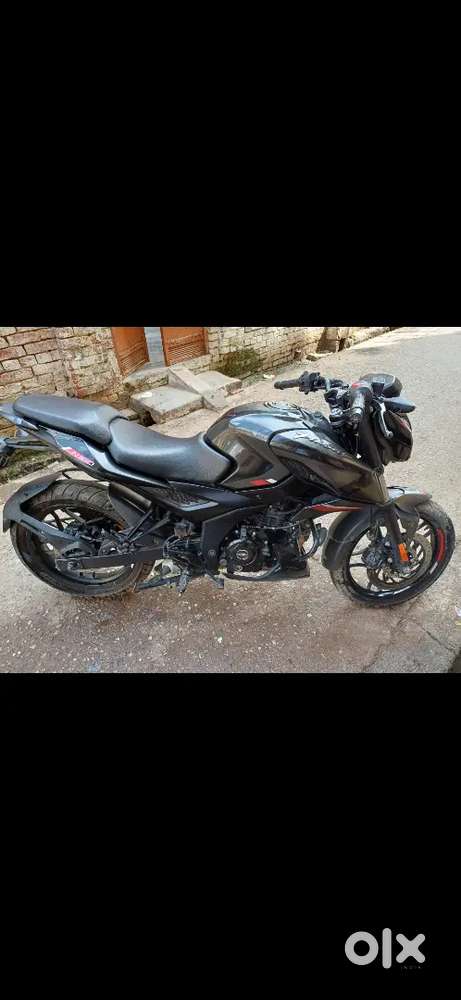 Bajaj Pulsar N160  Excellent Condition  Top Condition  Single Owner