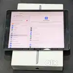 Apple iPad 10.2 Inch 64Gb 9TH generation Wifi only with box and cable