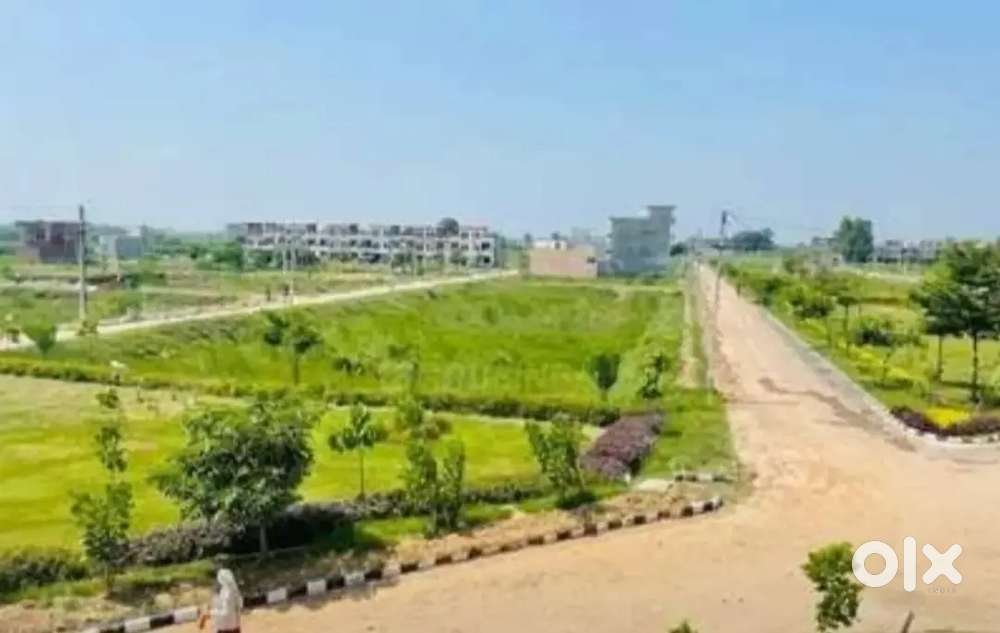 सुशांत गोल्फ सिटी से 7 किलोमीटर की दूरी पर प्लॉट ले लखनuऊ में