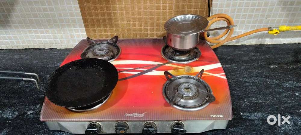 4 burner Gas stove for sale