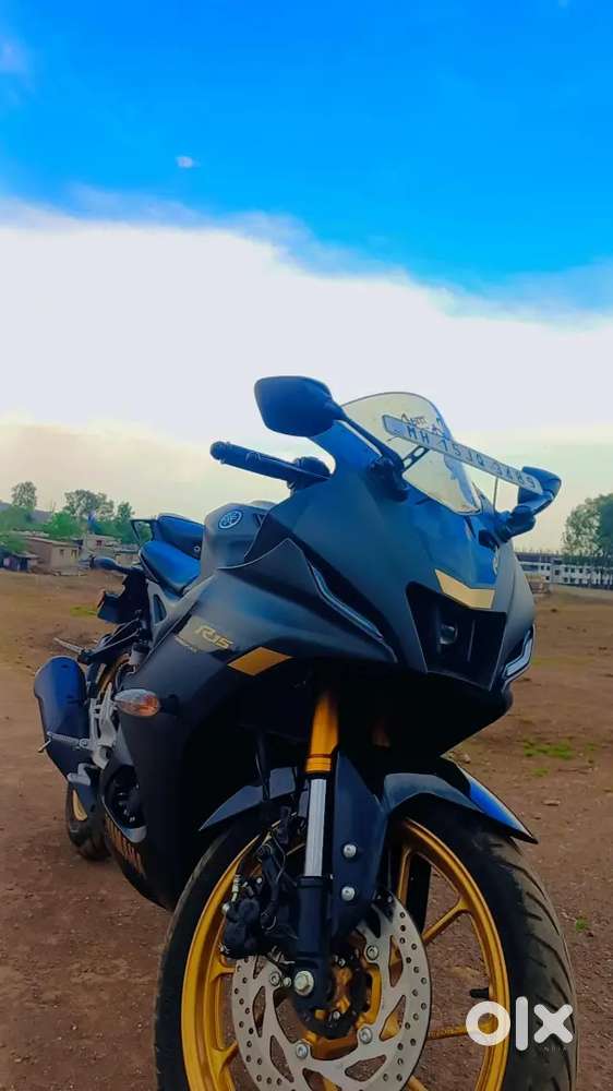 Yamaha r15 v4