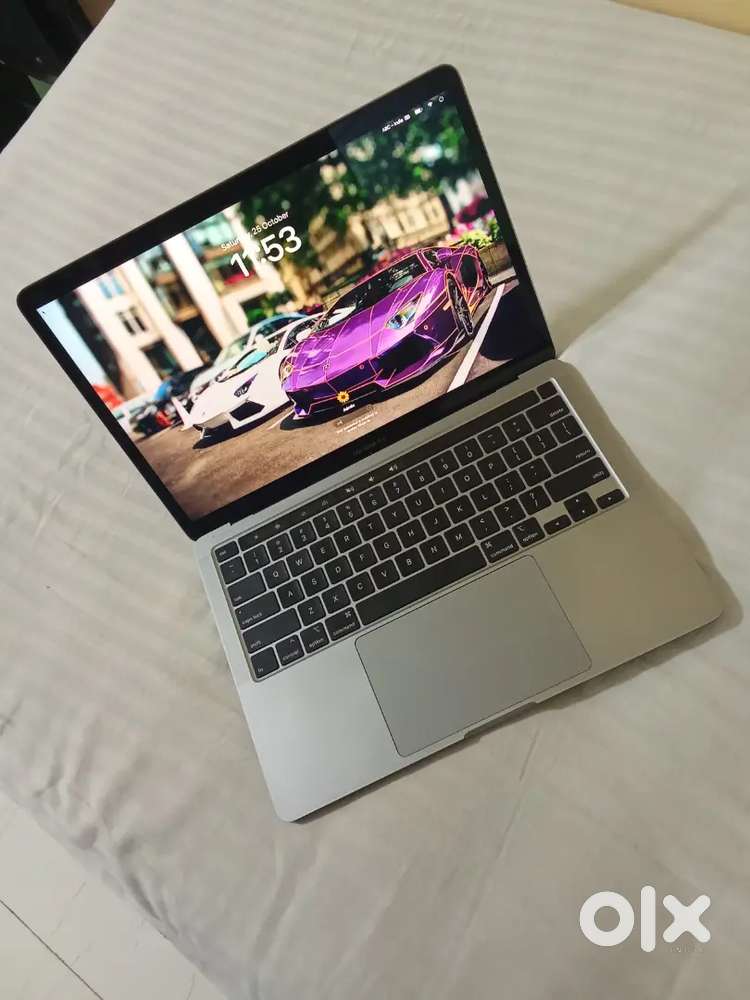 Apple MacBook Pro TouchBar - (2020) - New Excellent condition