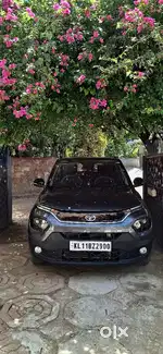 Tata Punch Creative AMT Full Options ( Petrol )