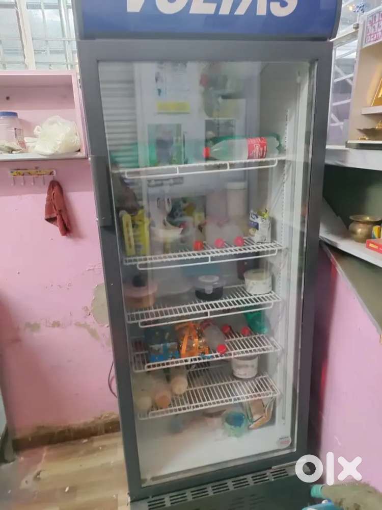 Display fridge 4  month old only