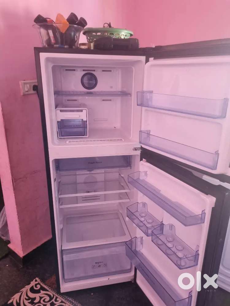 Samsung 2023 modal  Double door fridge for sale good condition