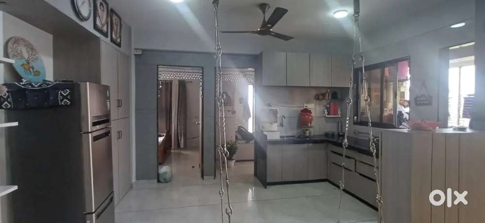 2 bhk full furnish flat for sale