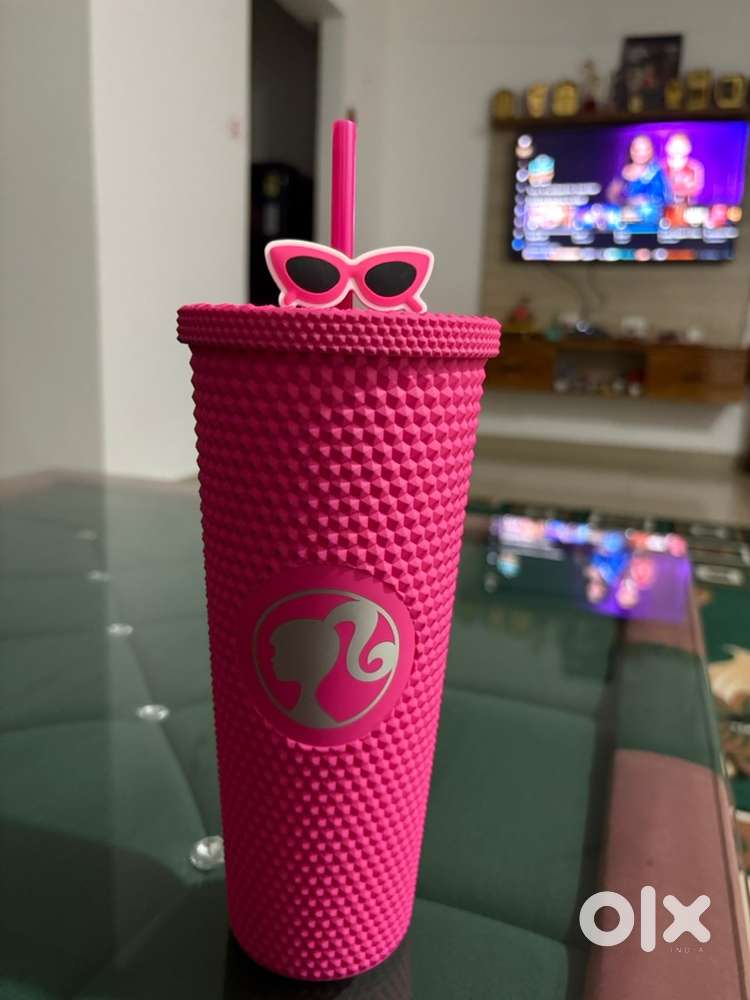 Miniso barbie silicone tumbler (700 ml)