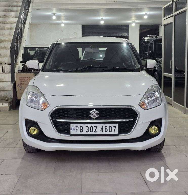 Maruti Suzuki Swift, 2022, Petrol