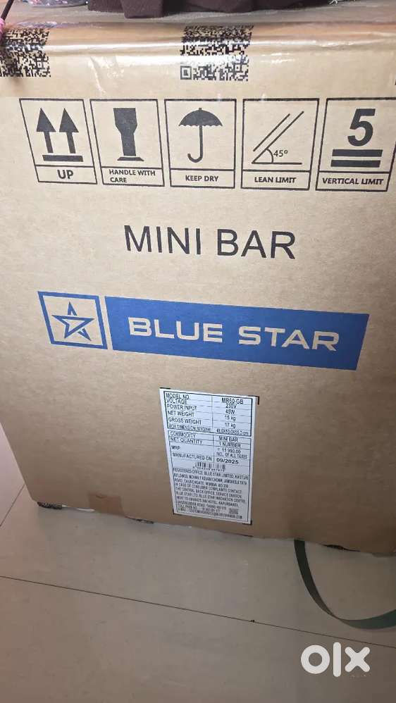 Blue Star Mini Bar fridge