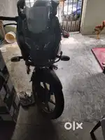 Pulsar 220
