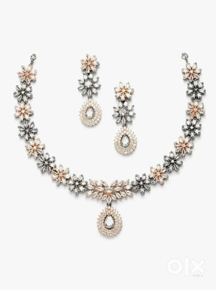 Unique iconic jewels