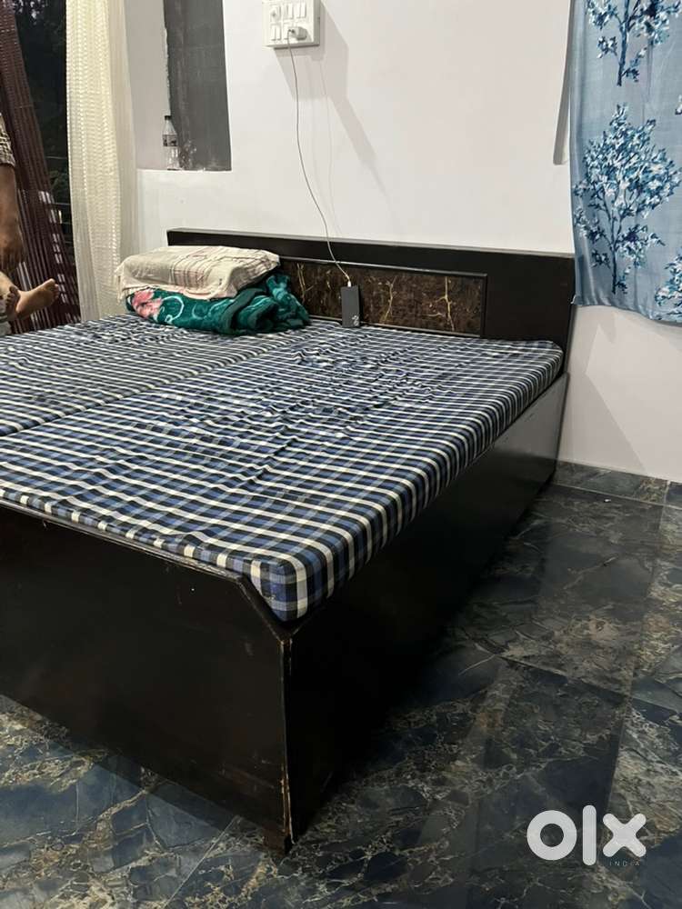 Double bed