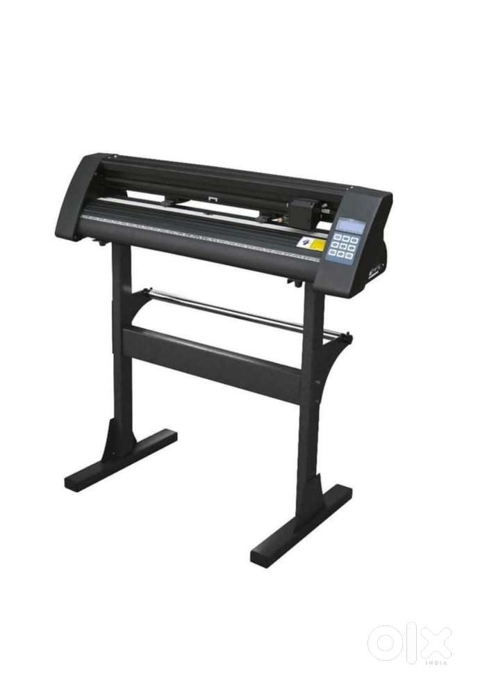 Sticker cutting plotter