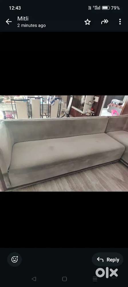 Modern sofa set