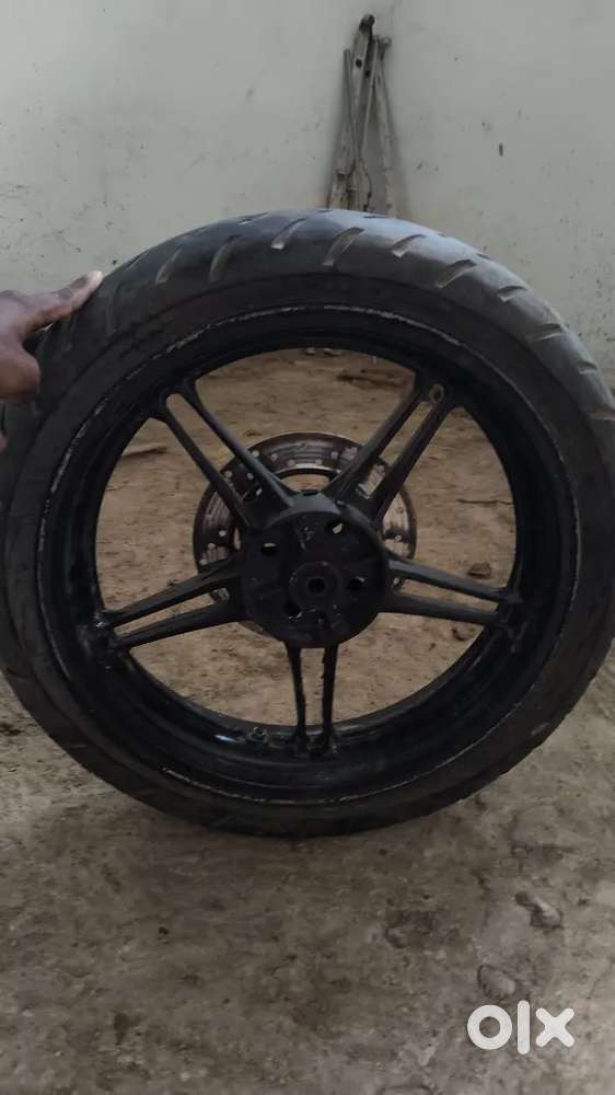 R15v2 rear alloy wheel