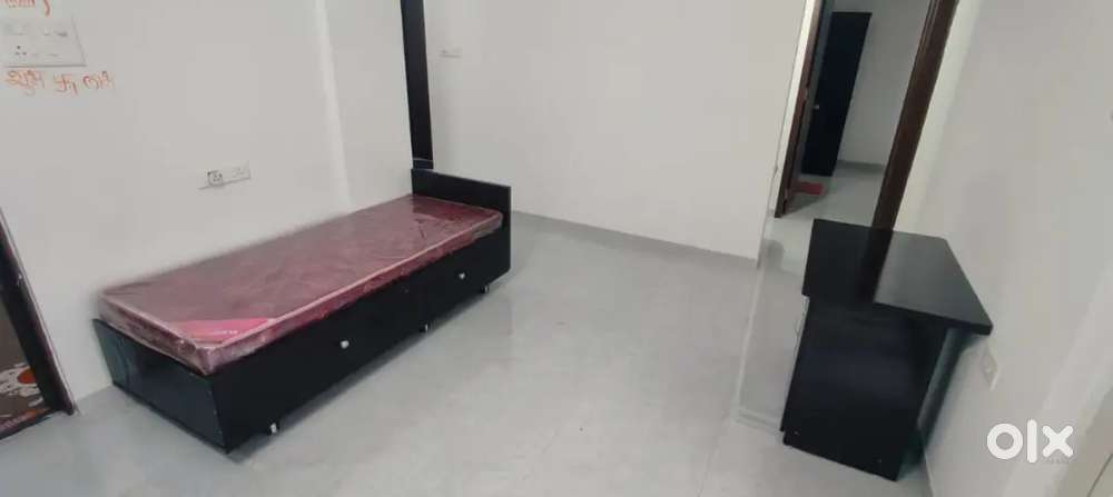 Urgently required ONLY ONE Female Roommate SINGLE SHARING