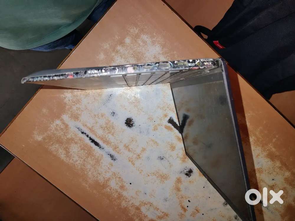 Lenovo IdeaPad slim 3