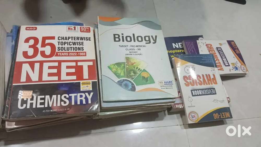 Allen Spark KOTA Books. NEET books from 2023-2024 In Great Condition
