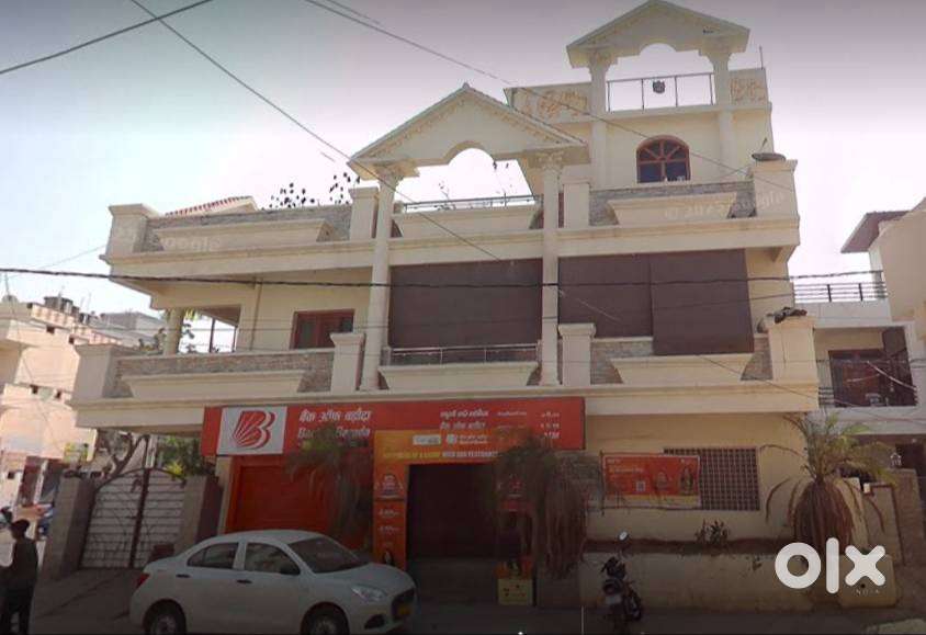 Main Road North East facing Building