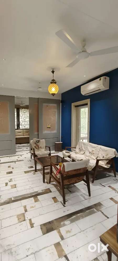 Fully furnished posh flat ravi nagar