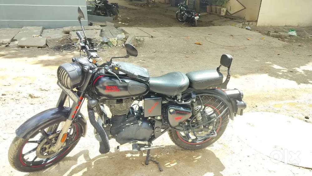 Royal Enfield classic 350- well maintained