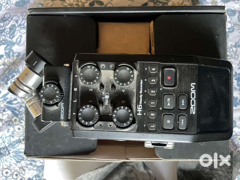 Zoom H6 Handy Recorder - Professional Audio Recorder Mic